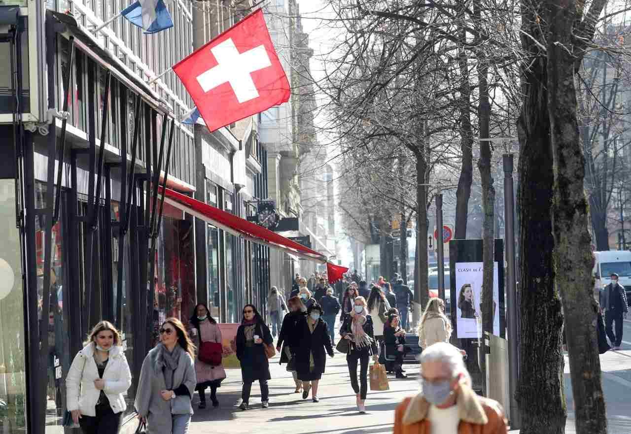 SUIZA APRUEBA IGUALAR LA EDAD DE JUBILACIÓN FEMENINA Y MASCULINA