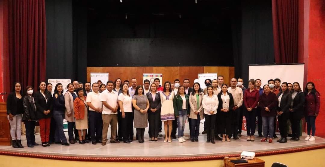 ALCALDE DE HUATUSCO REFRENDA SU COMPROMISO CON LA CULTURA