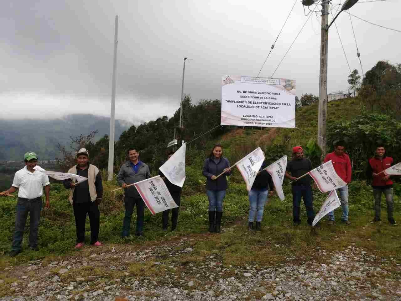 AMPLIARÁN RED ELÉCTRICA EN ACATIPAC