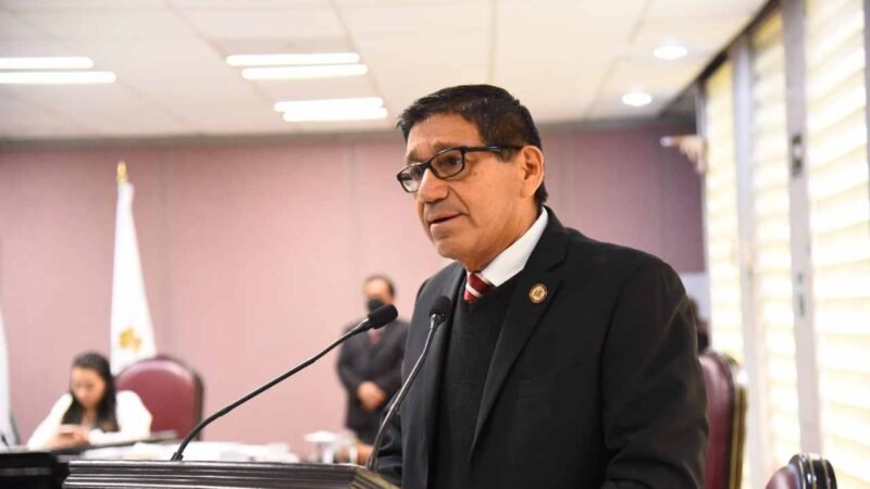 PRESENTA DIPUTADO INICIATIVA SOBRE CUOTAS Y TARIFAS DE AGUA POTABLE