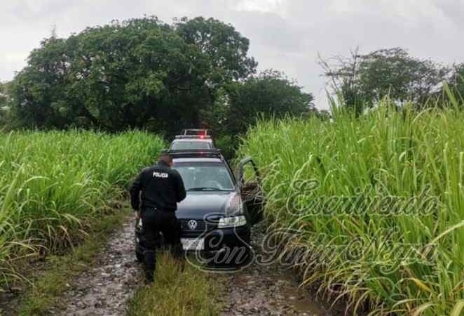 RECUPERA POLICÍA DE CHOCAMÁN AUTO ROBADO EN MONTE BLANCO