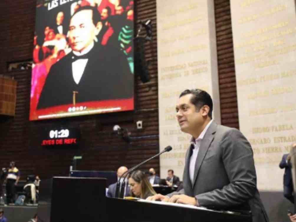 DEFIENDE SERGIO GUTIÉRREZ LUNA IDEALES JUARISTAS Y DE LA CUARTA TRANSFORMACIÓN