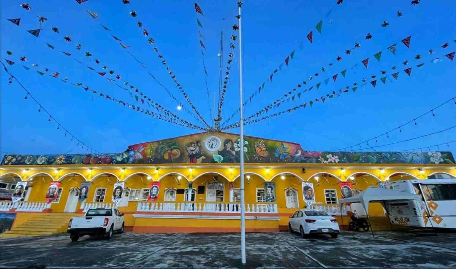 NOCHE MEXICANA Y GRITO DE INDEPENDENCIA EN ALPATLÁHUAC