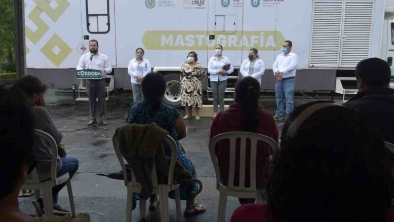 ATIENDEN A MUJERES EN “JORNADA DE MASTOGRAFÍAS GRATUITAS”