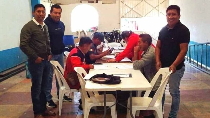 BUSCA ABATIR EL REZAGO EDUCATIVO EN ALPATLÁHUAC