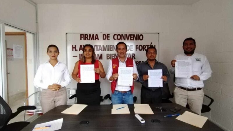 FIRMA CONVENIO AYUNTAMIENTO CON INAPAM