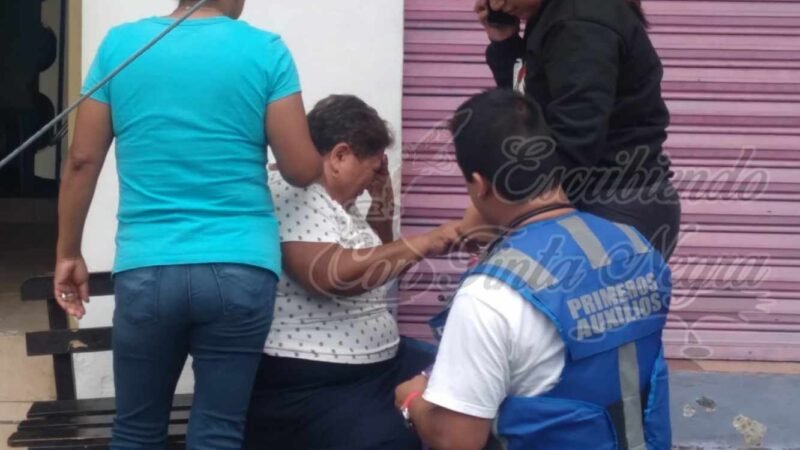 ASALTAN A MUJER; LE QUITAN 90 MIL