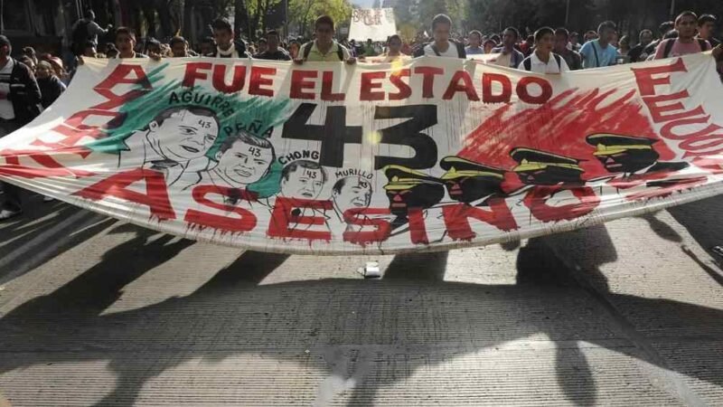 PADRES DE LOS 43 NORMALISTAS DE AYOTZINAPA RECHAZAN NOMBRAMIENTO DE NUEVO FISCAL DEL CASO