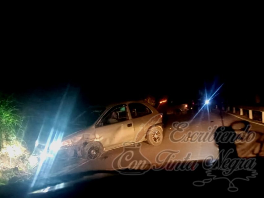 EBRIO PANADERO PROVOCA CHOQUE EN COMAPA