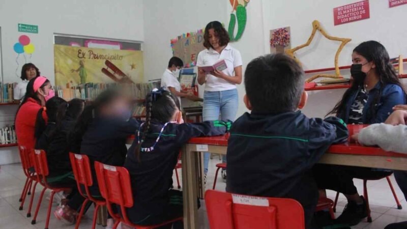 FOMENTAN LECTURA Y SERVICIOS DE BIBLIOTECA MUNICIPAL CON VISITAS GUIADAS
