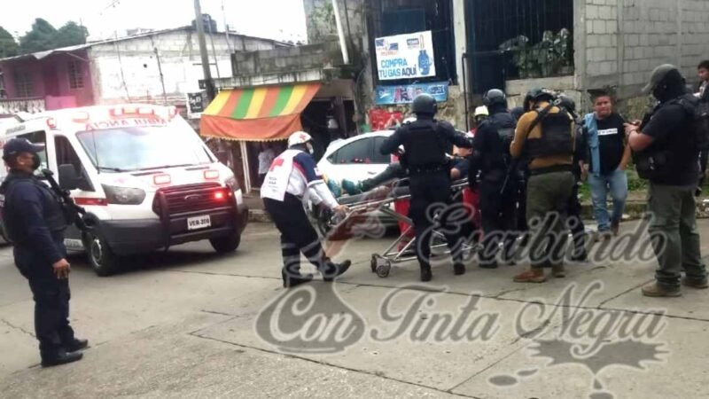 LOS ASALTAN Y BALEAN