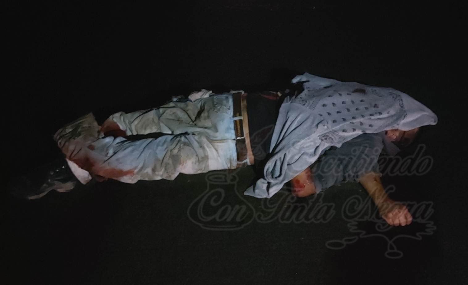 CAMIONETA ATROPELLA Y MATA A PEATÓN