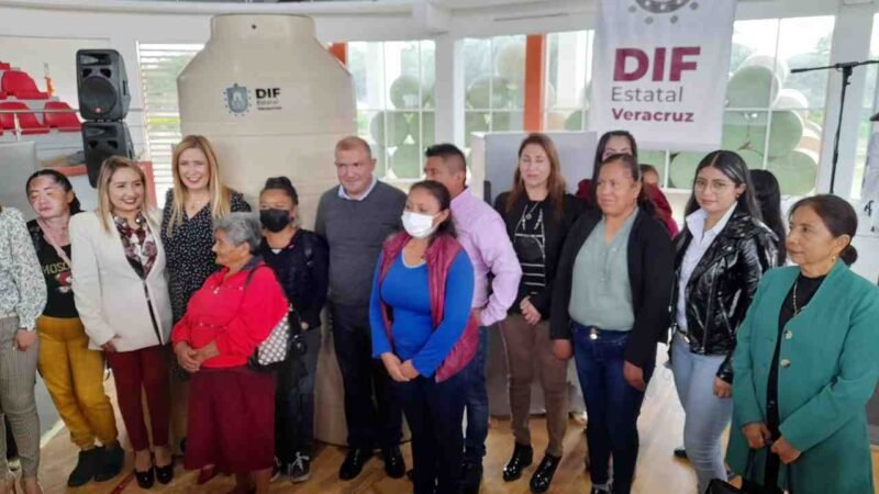 DIF DE CHOCAMÁN ATERRIZA APOYOS PARA FAMILIAS DE ESCASOS RECURSOS
