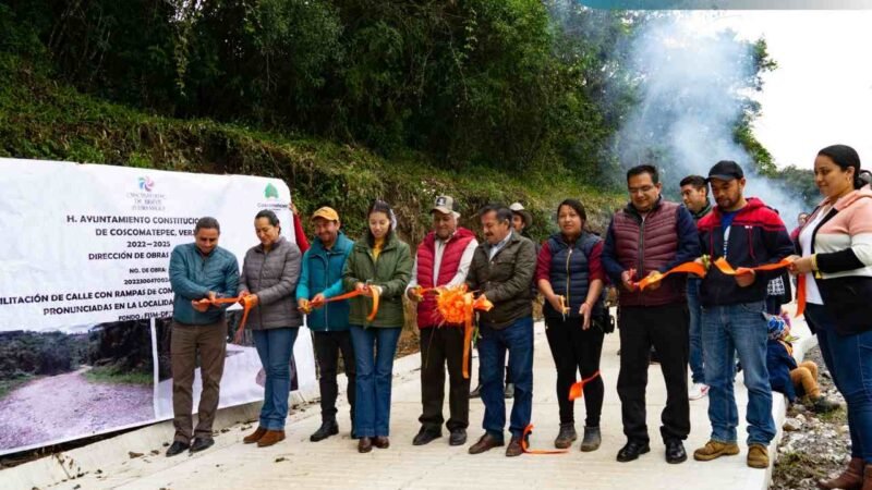 ENTREGA ALCALDE DE COSCOMATEPEC OBRAS EN TRES COMUNIDADES