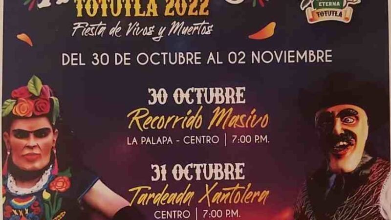 ORGANIZAN PROFESORES XANTOLO EN TOTUTLA