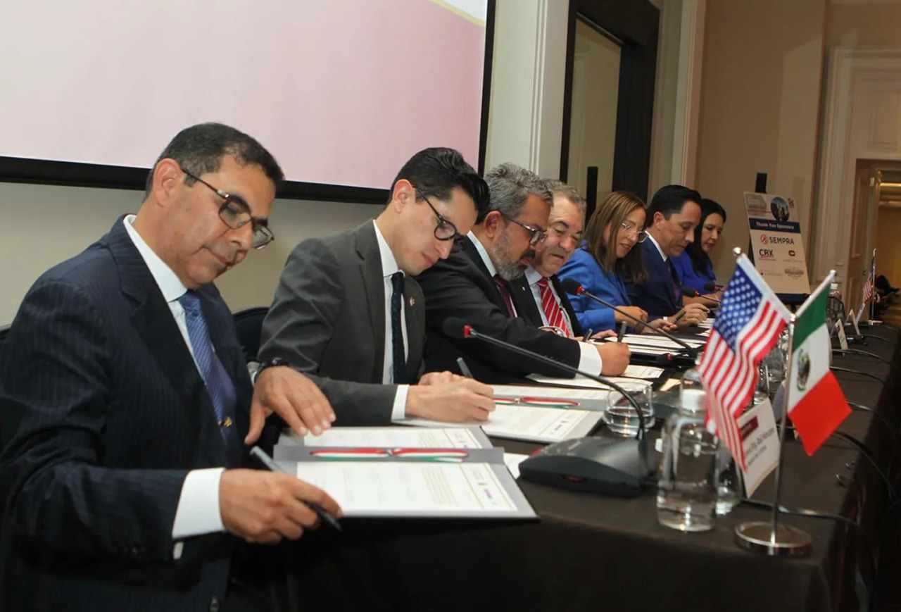 MÉXICO Y CALIFORNIA FIRMAN ACUERDO SOBRE NUEVO CRUCE FRONTERIZO