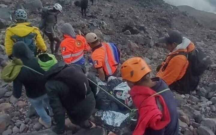 PICO DE ORIZABA SE COBRA VIDA DE DOS ALPINISTAS