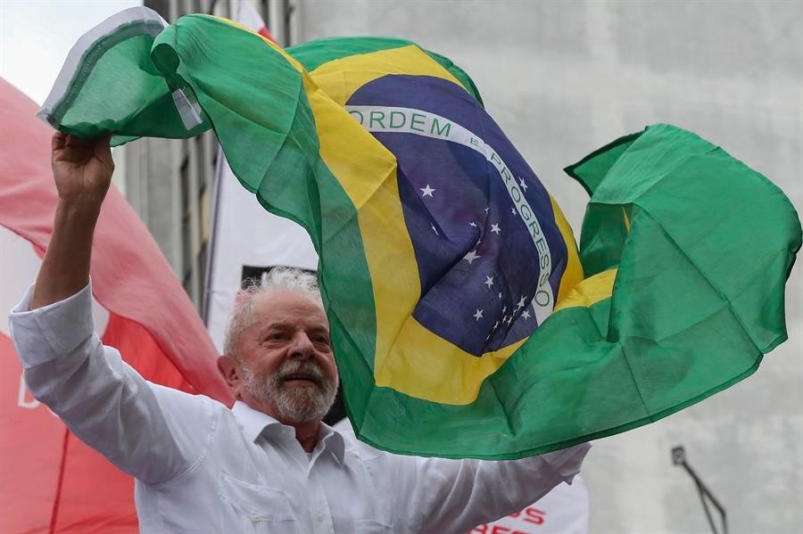 AMENAZAN DE MUERTE A LULA DA SILVA TRAS GANAR LA PRIMERA VUELTA EN BRASIL