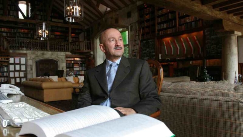 EL EXPRESIDENTE CARLOS SALINAS DE GORTARI OBTUVO LA NACIONALIDAD ESPAÑOLA