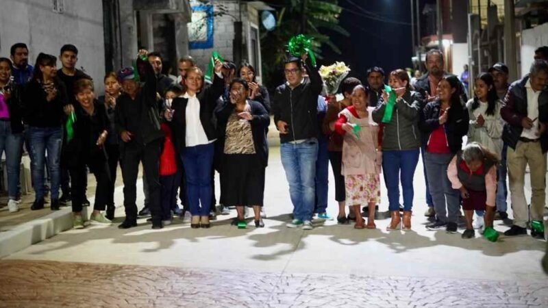 INAUGURA ALCALDE DE CHOCAMÁN OBRA DE PAVIMENTACIÓN