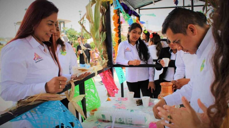 CELEBRAN PRIMER FESTIVAL DEL MAÍZ Y XANTOLO EN CALCAHUALCO