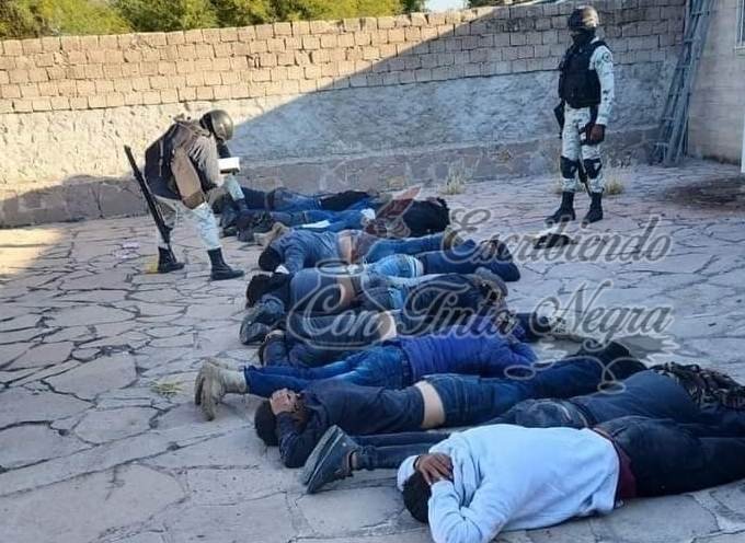 “REVIENTAN” CASA DE SEGURIDAD; DETIENEN A 16