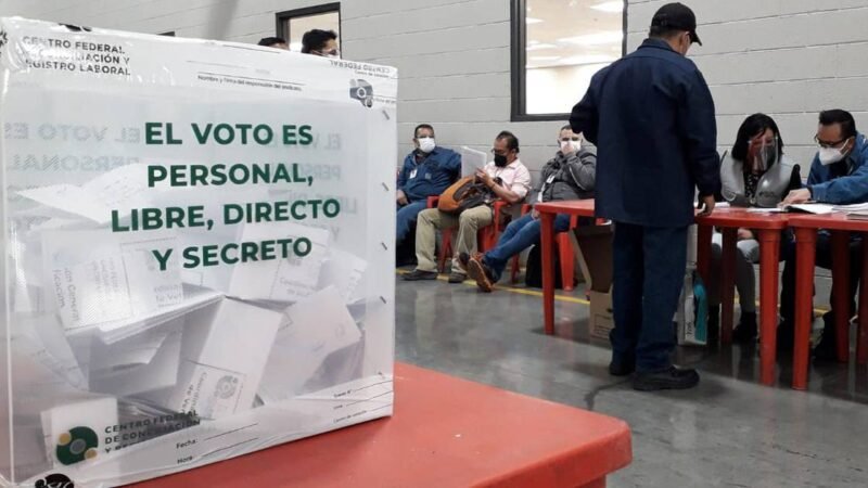 LÓPEZ OBRADOR RECOMIENDA AL INE HACER UNA ENCUESTA SOBRE LA REFORMA ELECTORAL