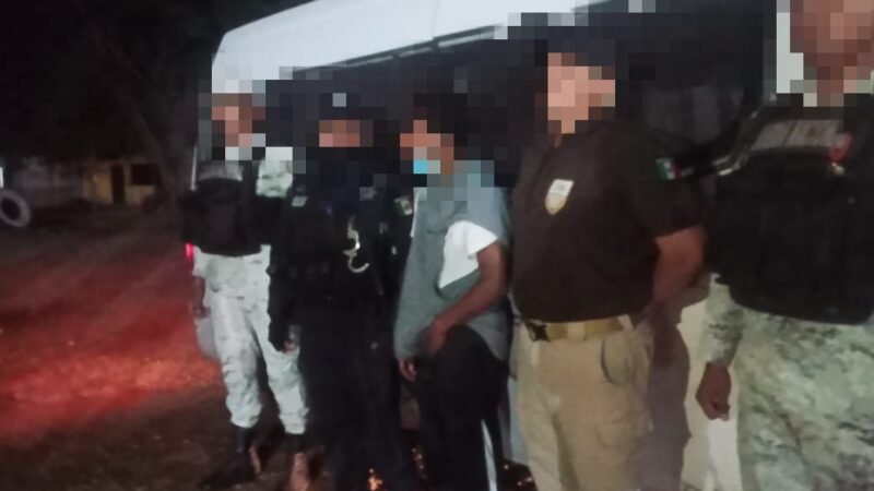 INTERVIENEN A 33 INDOCUMENTADOS