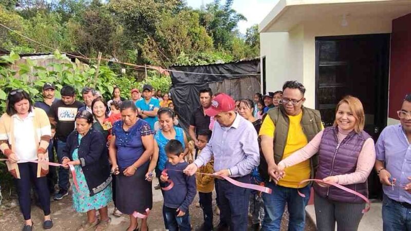 ENTREGA VENTURA DEMUNER CUARTOS DORMITORIOS EN ELOTEPEC