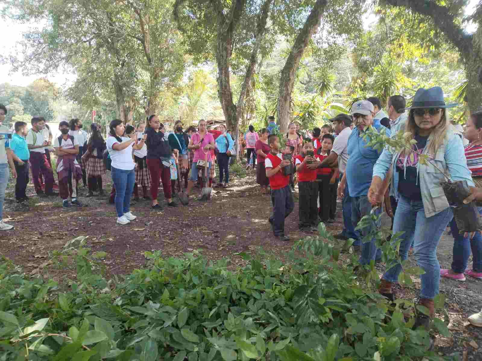 RESPALDA AYUNTAMIENTO DE ATOYAC ACCIONES A FAVOR DEL MEDIO AMBIENTE