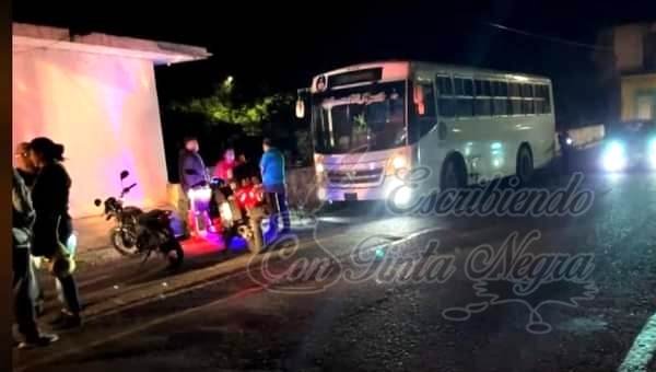 AUTOBUS GUTYCO SE QUEDA SIN FRENOS