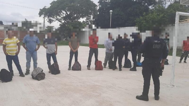 INTERVIENEN A 85 MIGRANTES