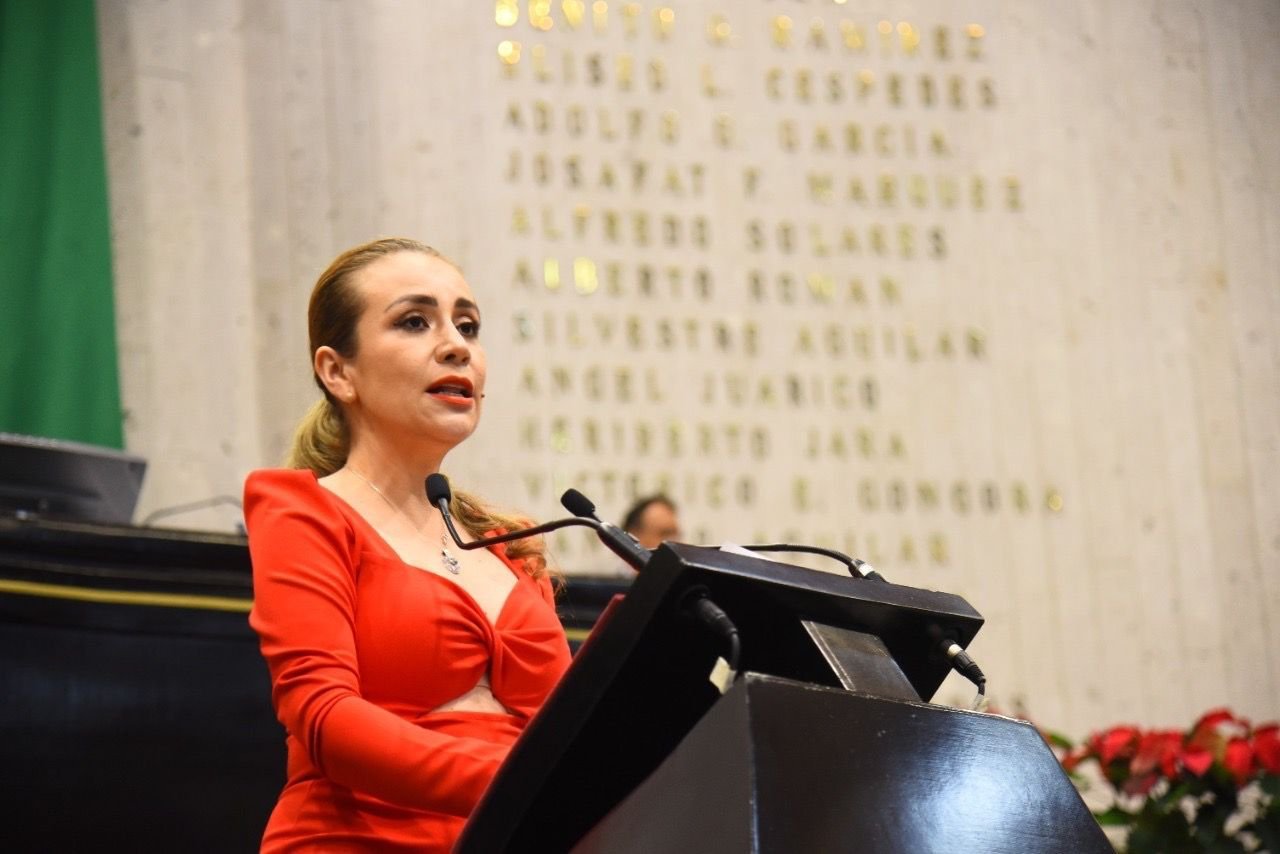 LLAMA DIPUTADA A APOYAR A CAFETICULTORES