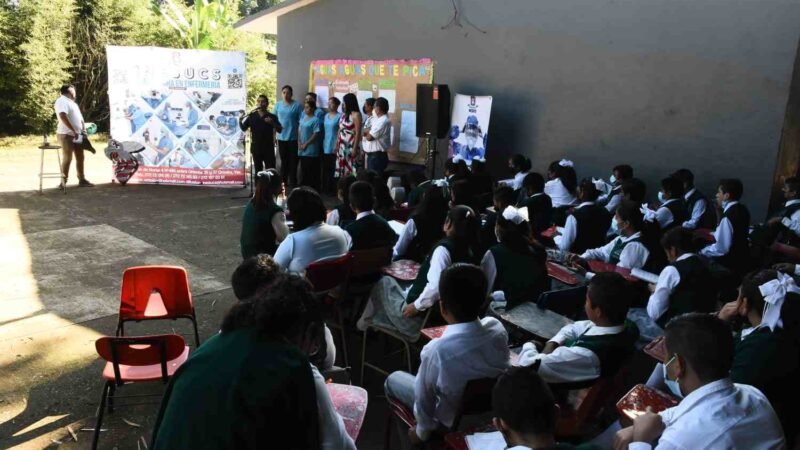 FOMENTAN UNIVERSITARIOS CULTURA PREVENTIVA CONTRA EL DENGUE A ESTUDIANTES DE TELESECUNDARIA