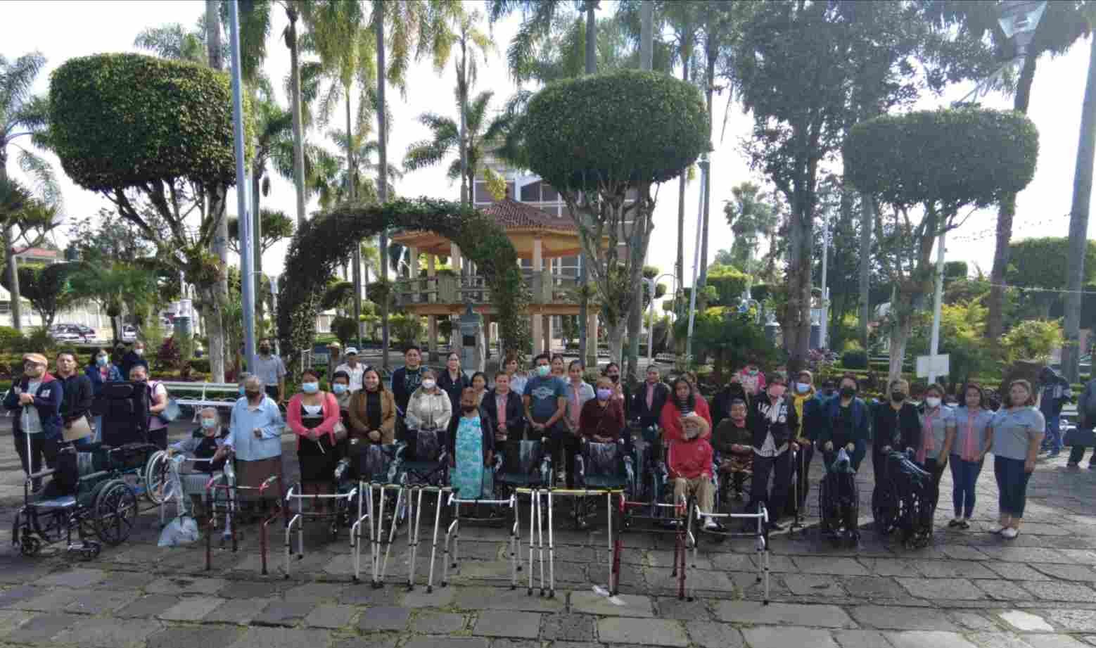 DIF DONA APARATOS FUNCIONALES EN HUATUSCO