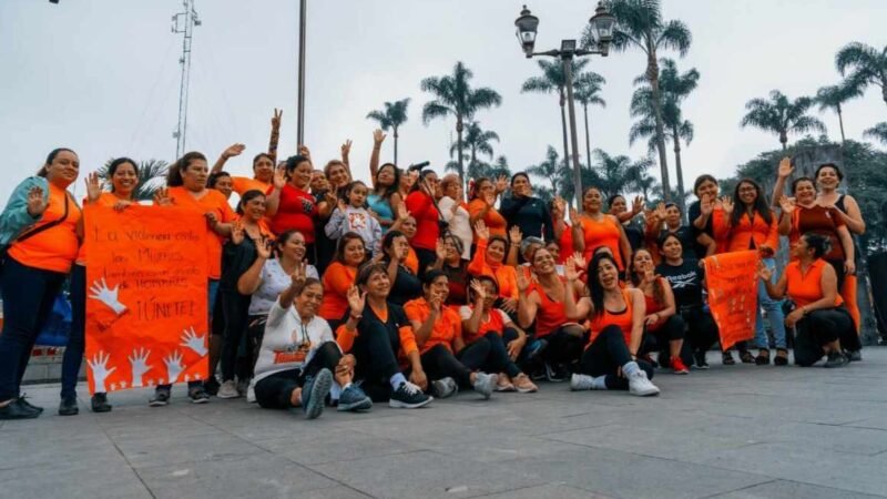 PROMUEVEN DERECHOS DE LAS MUJERES EN COSCOMATEPEC