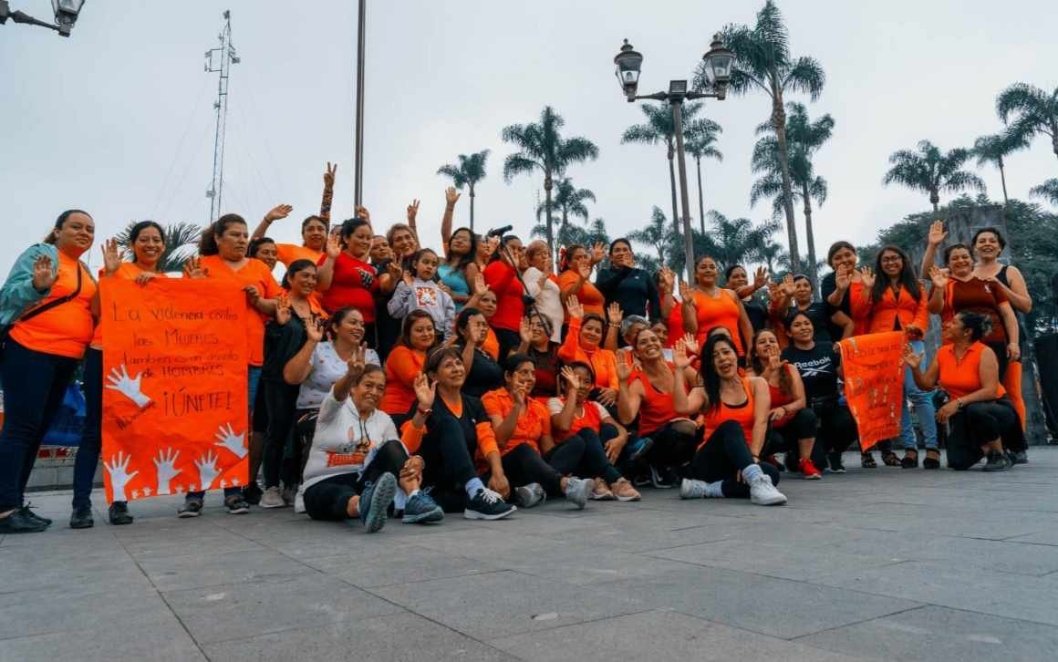 PROMUEVEN DERECHOS DE LAS MUJERES EN COSCOMATEPEC