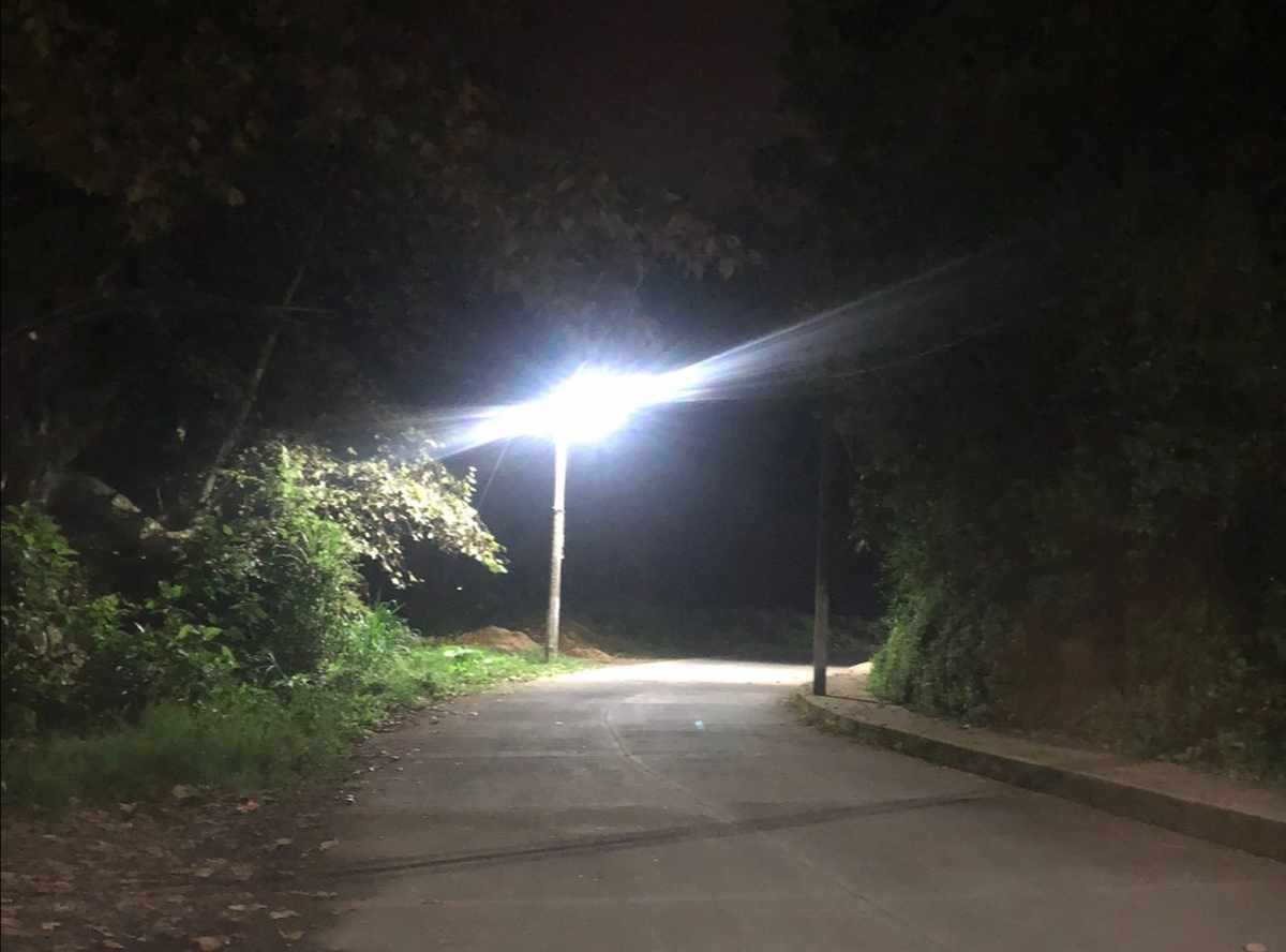 REHABILITAN RED DE ALUMBRADO EN TOZONGO