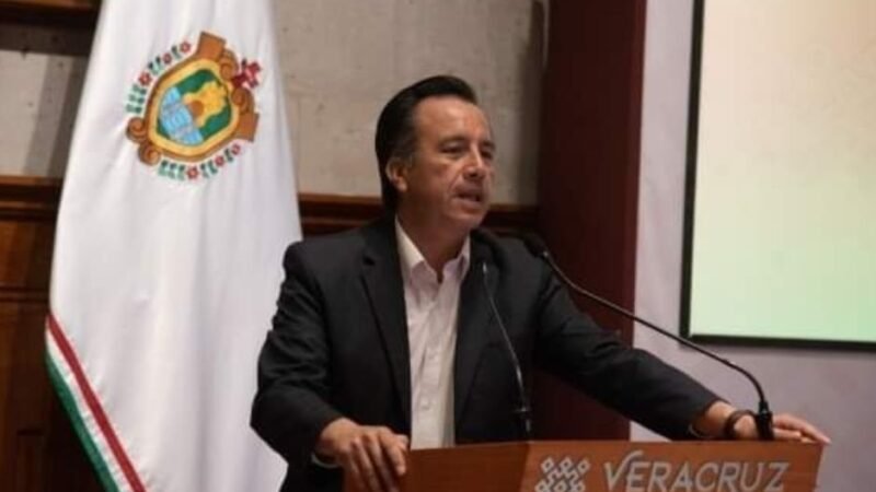 IRRUMPEN EN CASA DE FUNCIONARIO Y GOBERNADOR DICE QUE TIENE VÍNCULOS CON CRIMEN ORGANIZADO