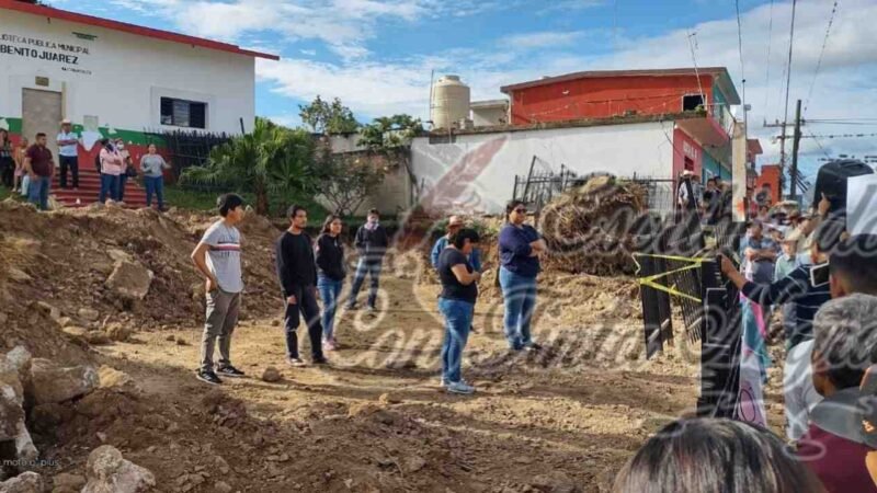 INSISTEN EN DESTRUIR BIBLIOTECA PARA CONSTRUIR SUCURSAL DE BIENESTAR