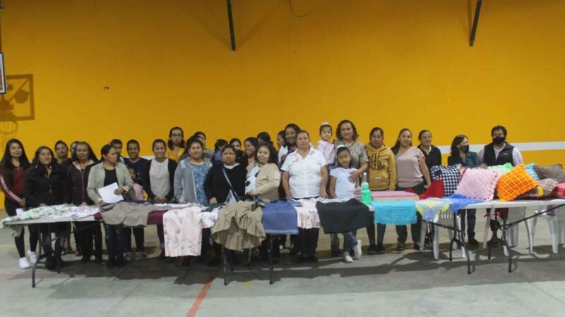 RESPALDA DIF DE ALPATLÁHUAC A MUJERES EMPRENDEDORAS