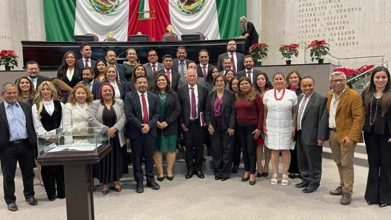 MEDALLA RUIZ CORTINES; PARLAMENTO VERACRUZ