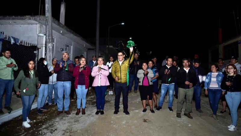 INAUGURA ERNESTO RUIZ OBRA EN LOMAS DE MARIAM