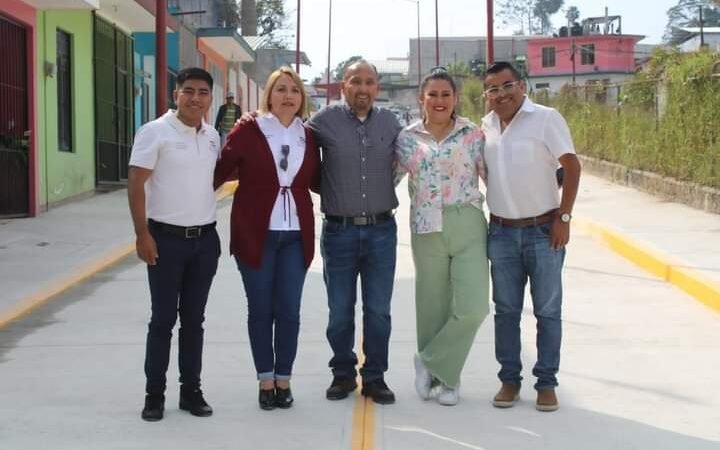 ENTREGA VENTURA DEMUNER OBRA EN HUATUSCO