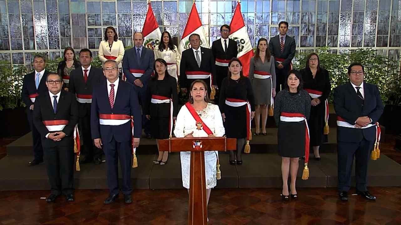 DIANA BOLUARTE EXIGE AL CONGRESO ADELANTAR ELECCIONES DE PERÚ