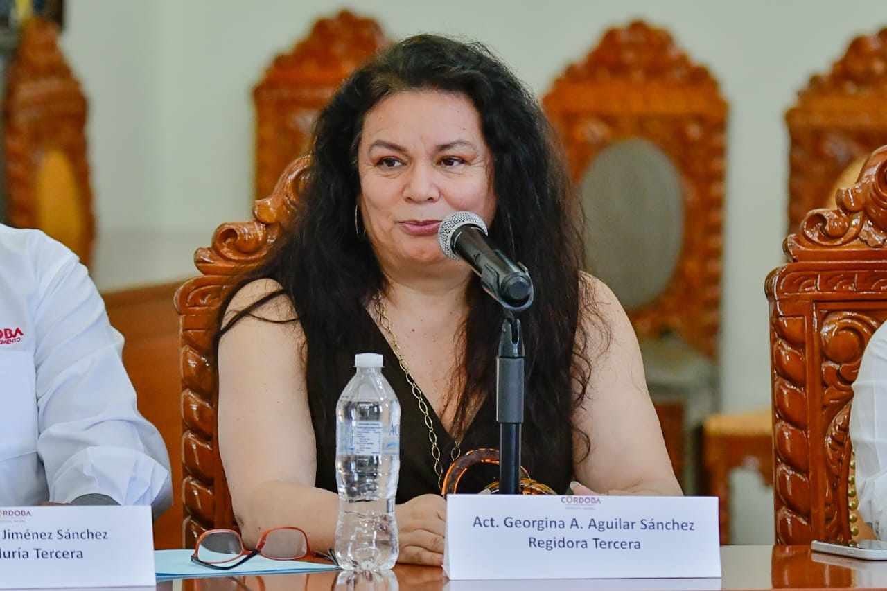 BRINDAN ACOMPAÑAMIENTO JURÍDICO A 128 ESCUELAS PARA ESCRITURACIÓN