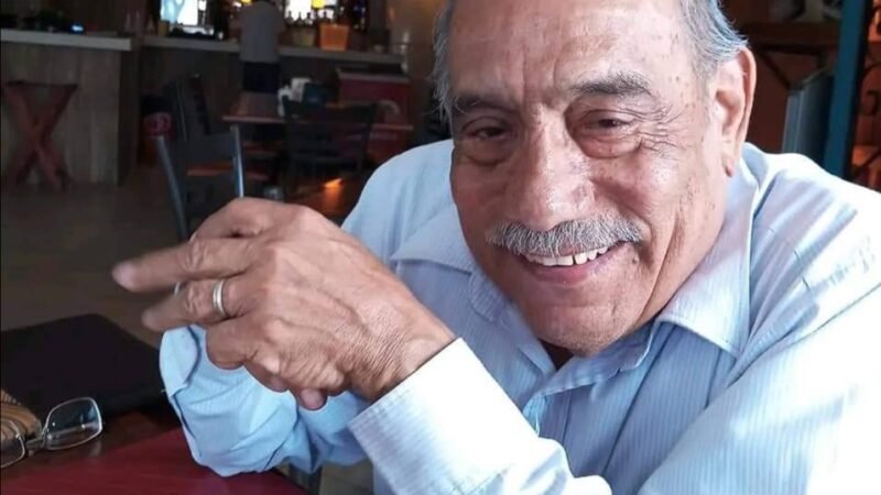 RINDEN HOMENAJE A BEISBOLISTA DE COSCOMATEPEC