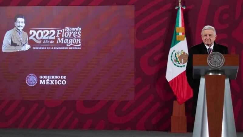 LÓPEZ OBRADOR ANUNCIA REESTRUCTURACIÓN DE DEUDA EXTERNA PARA 2025