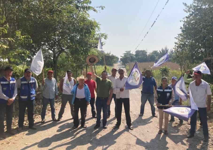 ARRANCA REHABILITACIÓN DE CAMINO A MATA PASTOR