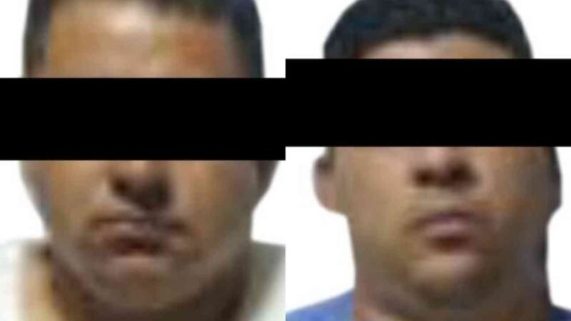 DETIENEN A DOS PISTOLEROS